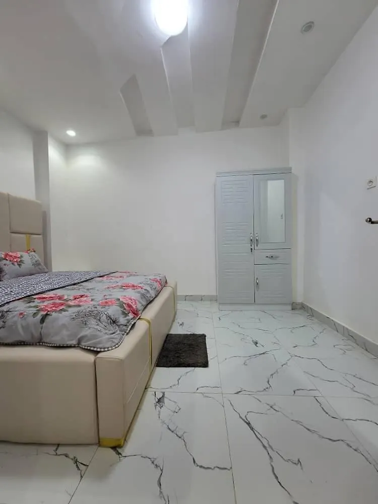 Magnifique Villa Standing Avec Piscine Et Jardin A Ngor Virage Dakar