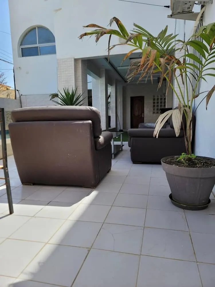 Magnifique Villa Standing Avec Piscine Et Jardin A Ngor Virage Dakar Senegal