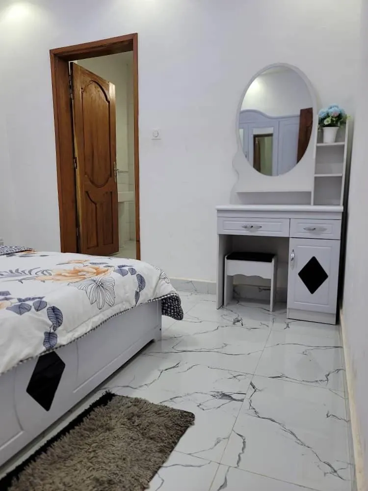 Magnifique Villa Standing Avec Piscine Et Jardin A Ngor Virage Dakar